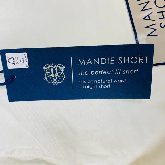 NWT Bandolino Women's Mandie Short, Size 6 P, Perfect Fit Shorts Stretch White - Picture 6 of 10